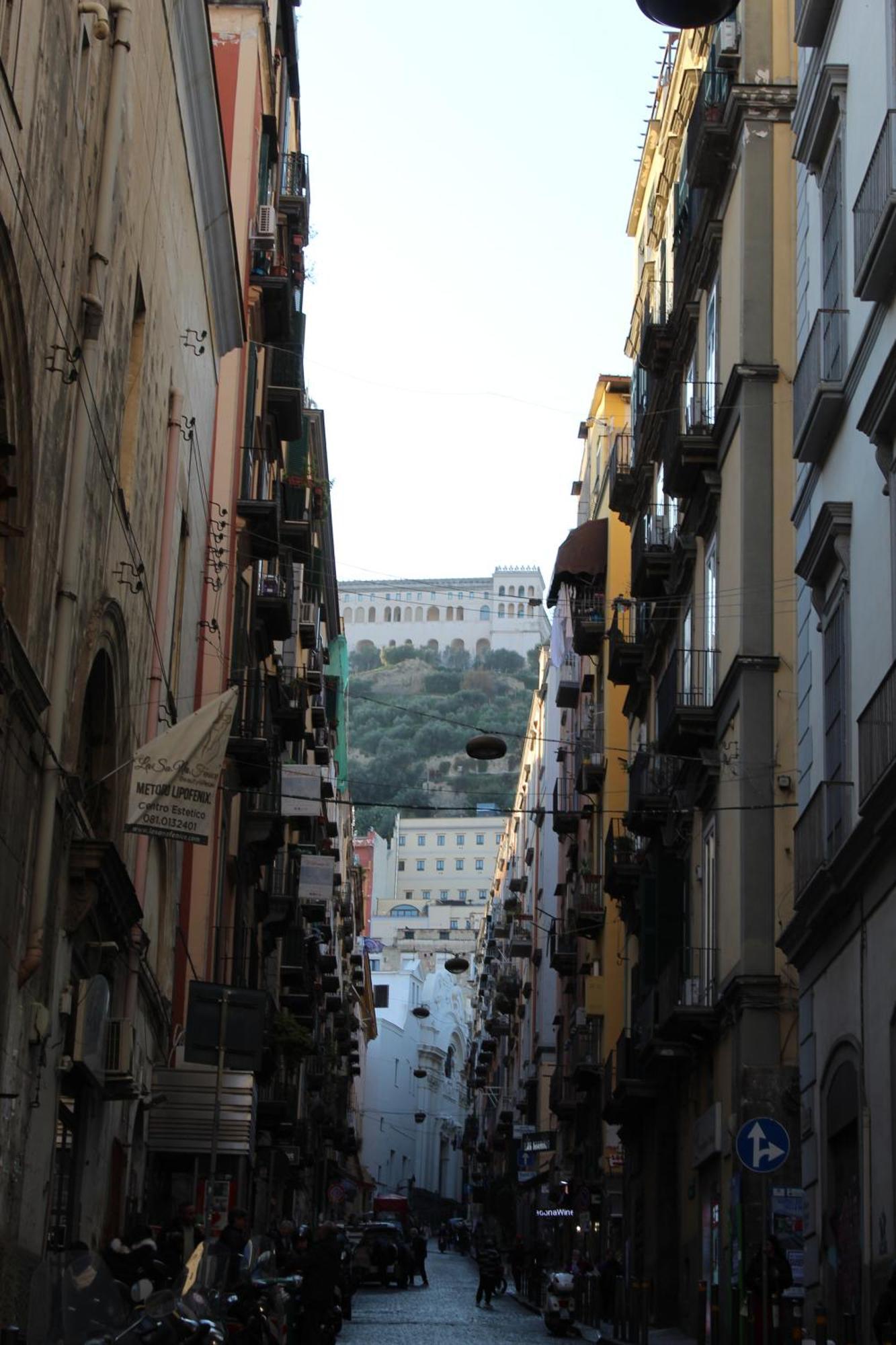 Blackwoody Contemporary Rooms - Napoli Centro Storico Via Toledo Kültér fotó